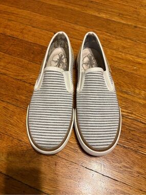Tommy Bahama Blue and White Striped Slip-On Sneakers
